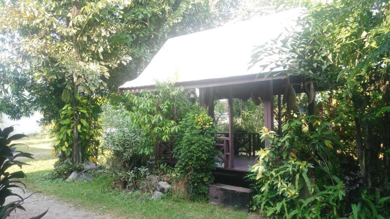 Song Lao Guesthouse Тхакхэк Экстерьер фото